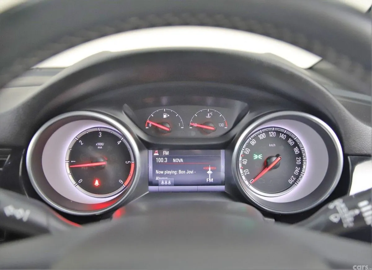 Opel Astra Hatchback, Diesel, 2017, Black