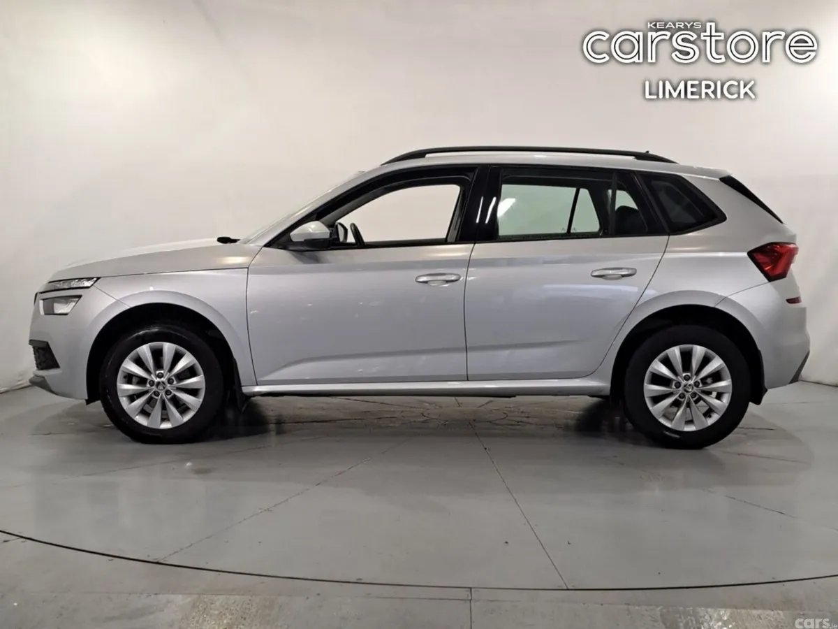 Skoda Kamiq Hatchback, Petrol, 2022, Grey