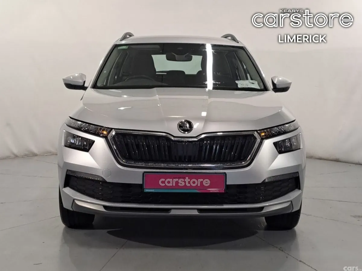 Skoda Kamiq Hatchback, Petrol, 2022, Grey