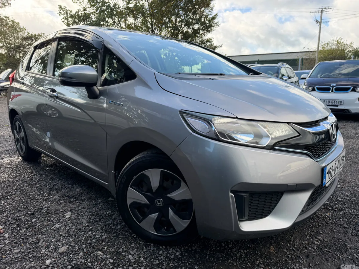 Honda Fit Hatchback, Petrol Hybrid, 2015, Grey