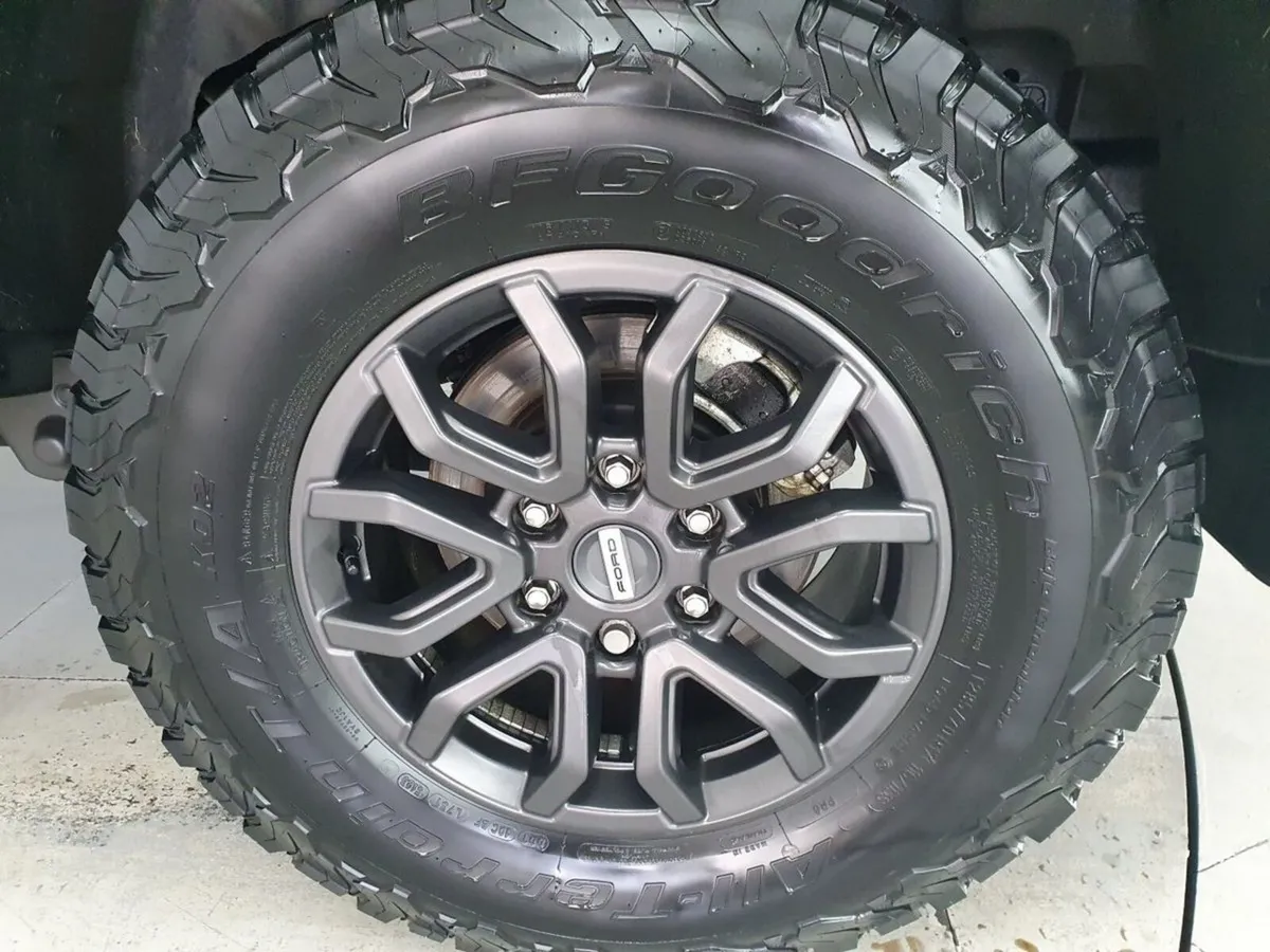 Ford Ranger MPV, Diesel, 2025, Black