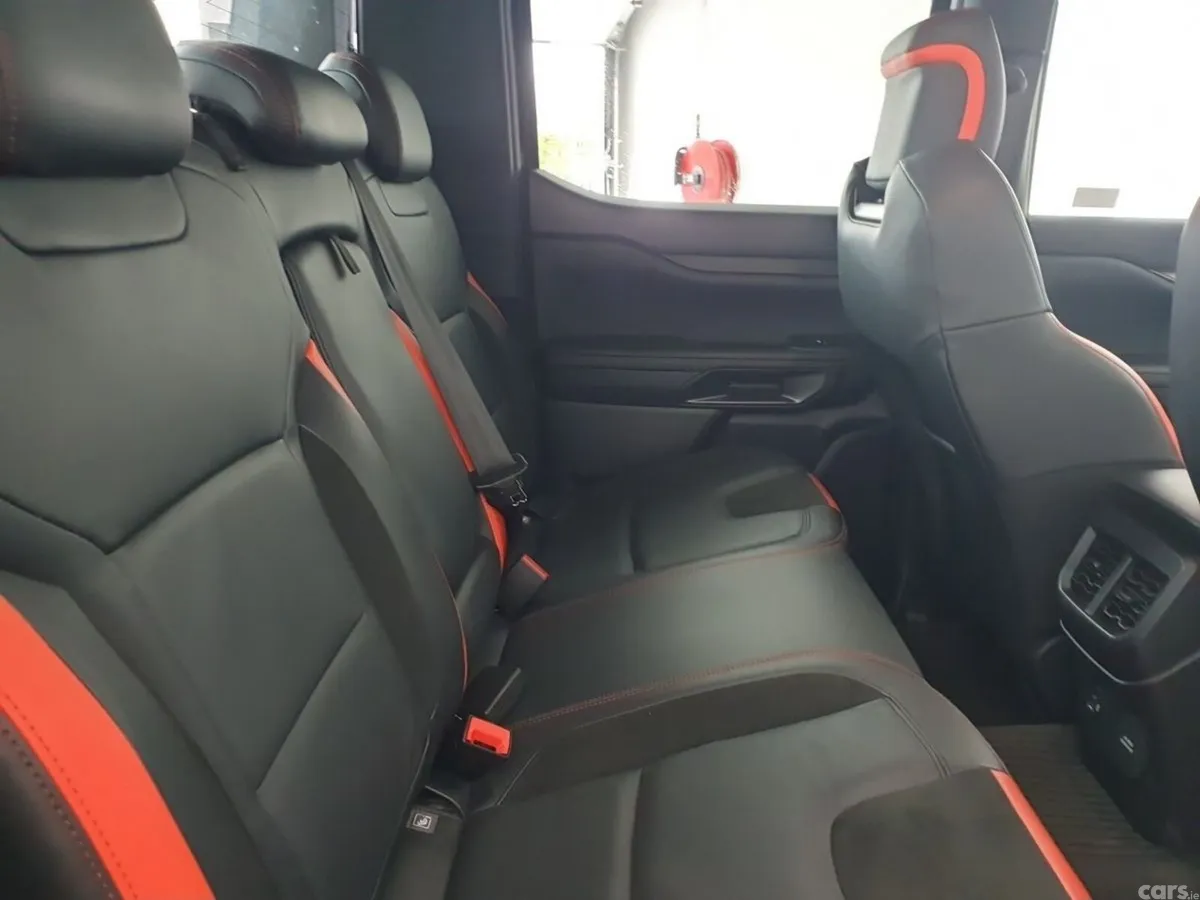 Ford Ranger MPV, Diesel, 2025, Black