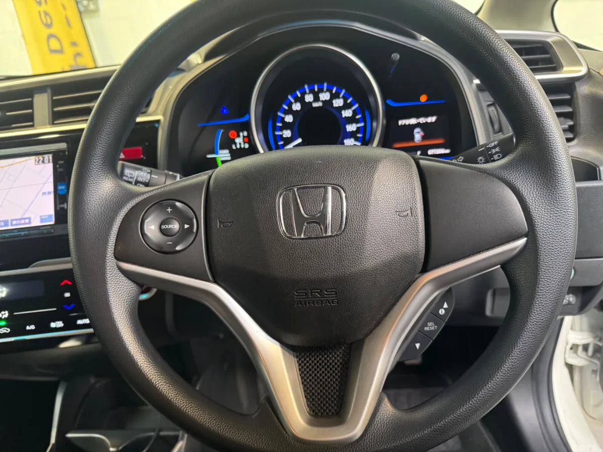 Honda Fit Hatchback, Petrol Hybrid, 2015, White