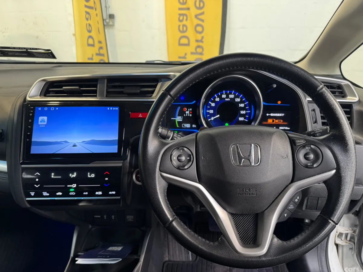 Honda Fit Hatchback, Petrol Hybrid, 2015, White