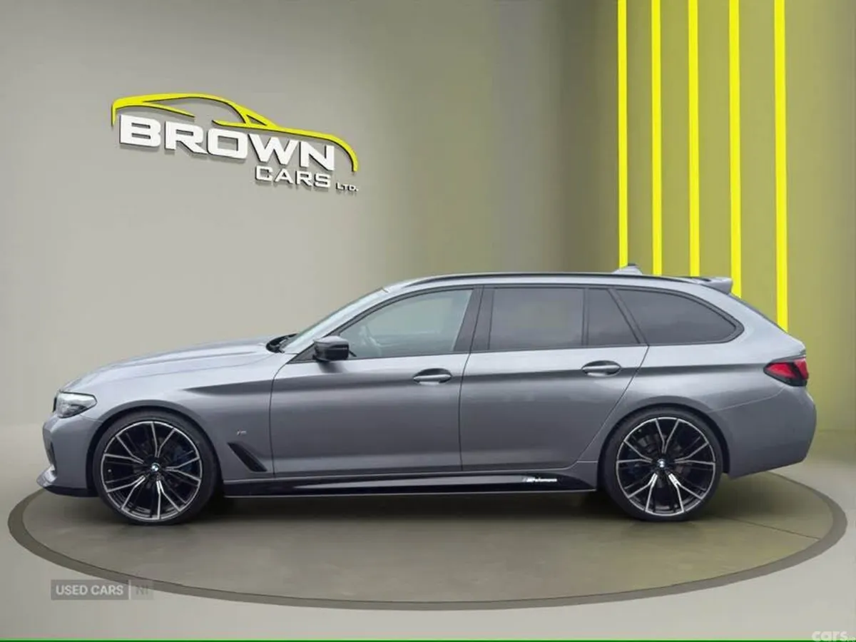 BMW 5-Series Estate, Diesel Hybrid, 2023, Grey