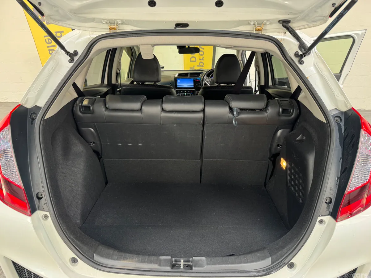 Honda Fit Hatchback, Petrol Hybrid, 2015, White