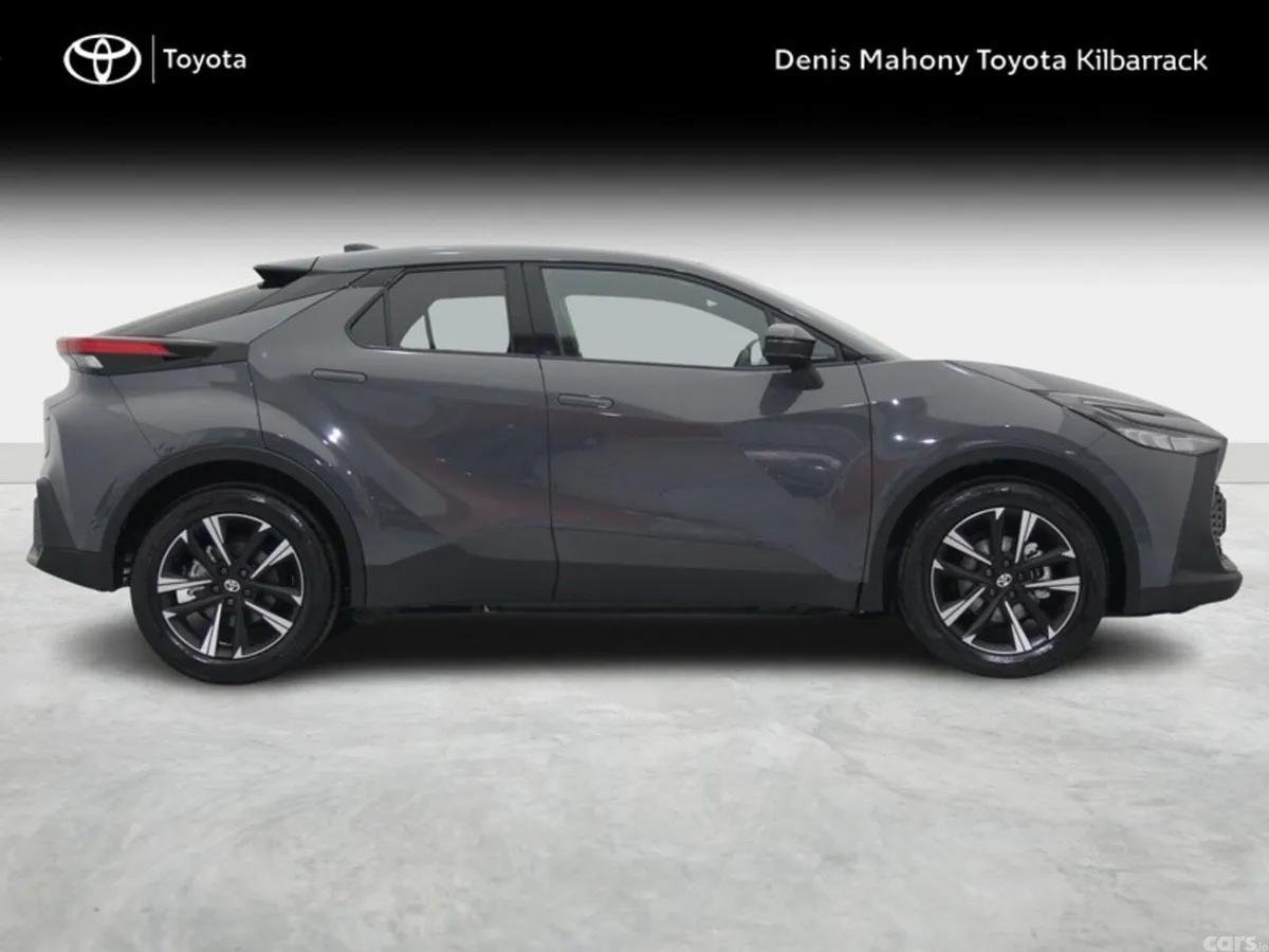 Toyota C-HR SUV, Petrol Hybrid, 2027, 