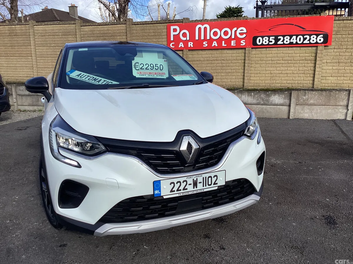 Renault Captur Hatchback, Petrol, 2022, White
