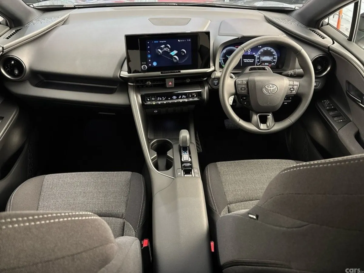 Toyota C-HR SUV, Petrol Hybrid, 2027, 