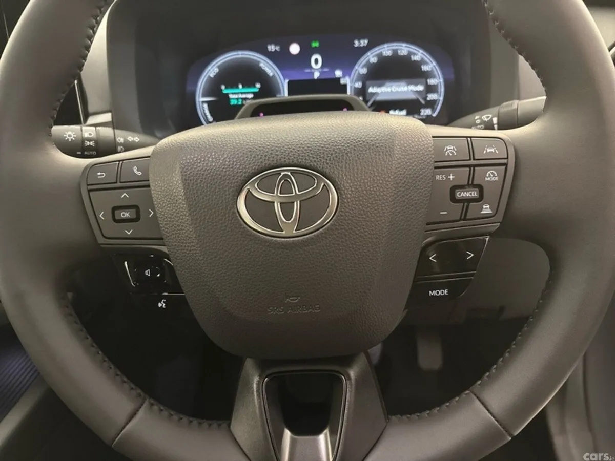 Toyota C-HR SUV, Petrol Hybrid, 2027, 