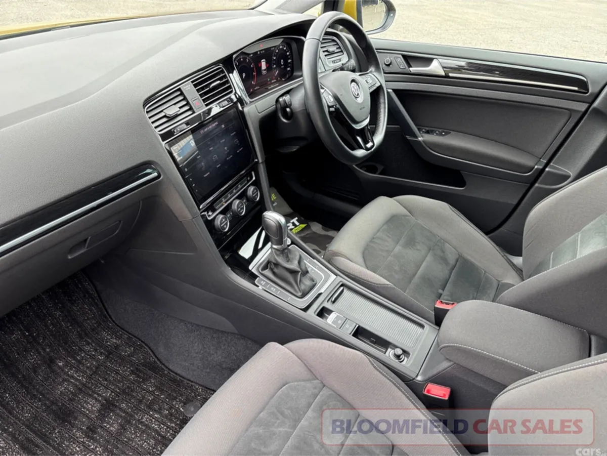 Volkswagen Golf Hatchback, Petrol, 2019, Gold