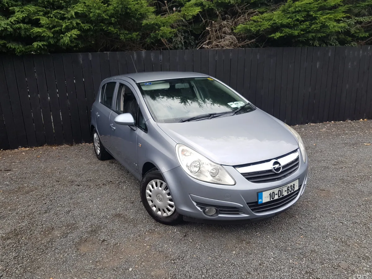 Opel Corsa Hatchback, Petrol, 2010, Silver