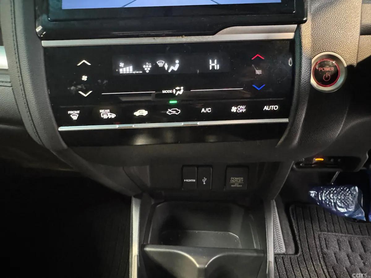Honda Fit Hatchback, Petrol Hybrid, 2017, Red