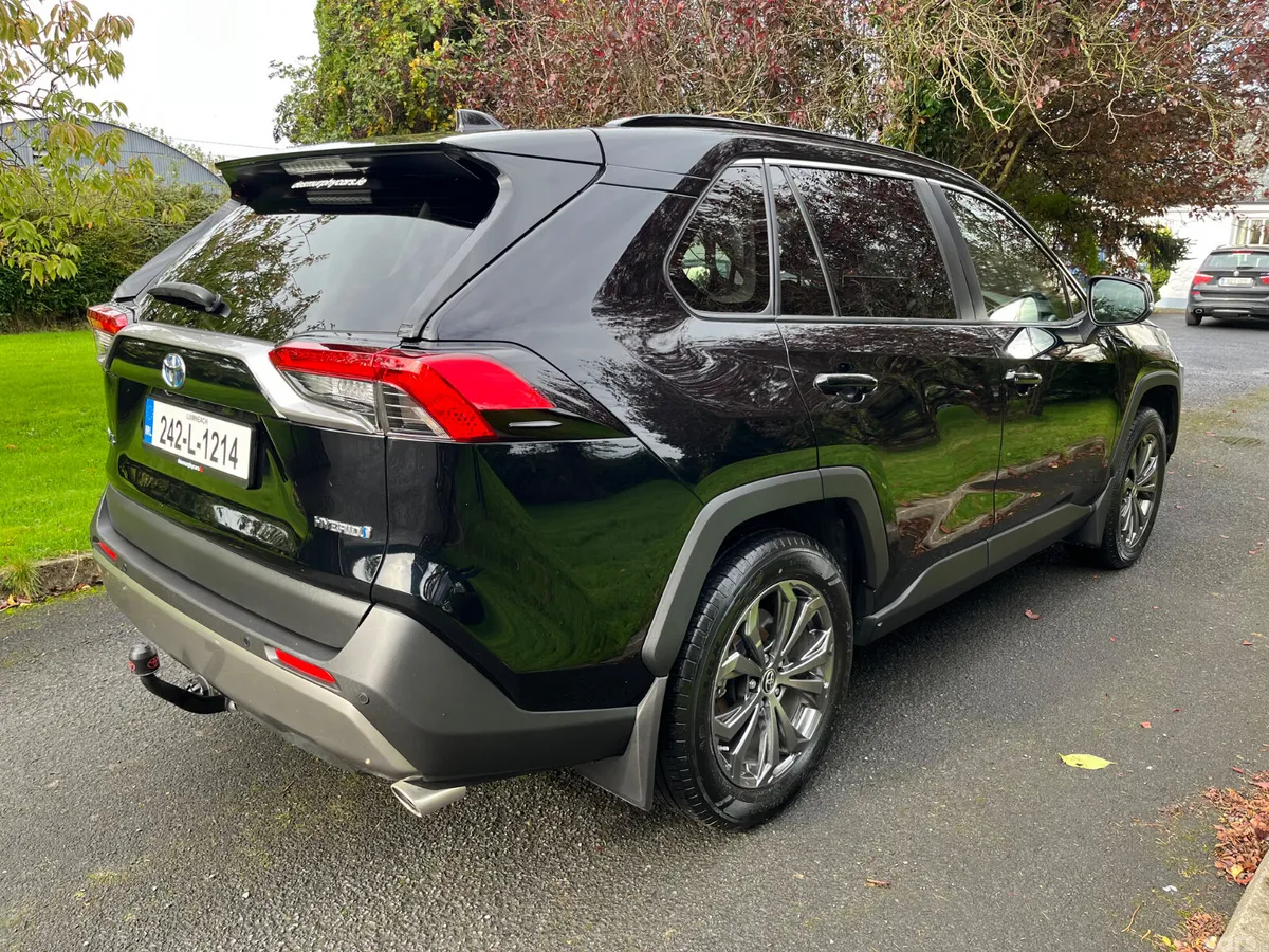 Toyota RAV4 SUV, Petrol Hybrid, 2024, Black