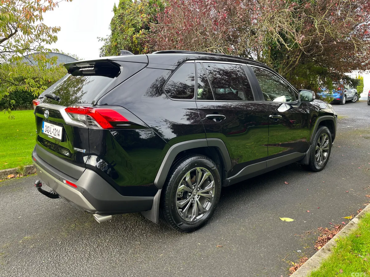 Toyota RAV4 SUV, Petrol Hybrid, 2024, Black
