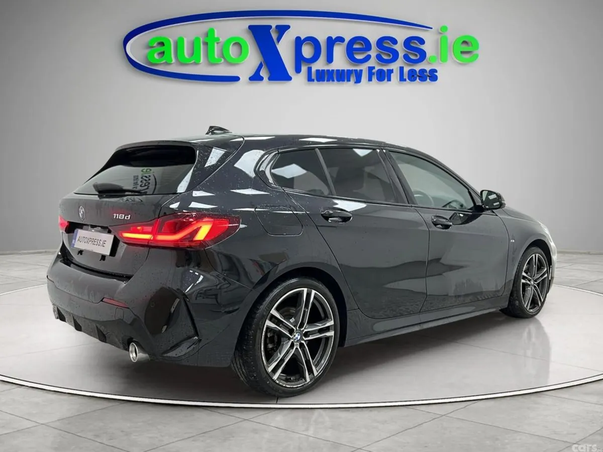 BMW 1-Series Hatchback, Diesel, 2021, Black