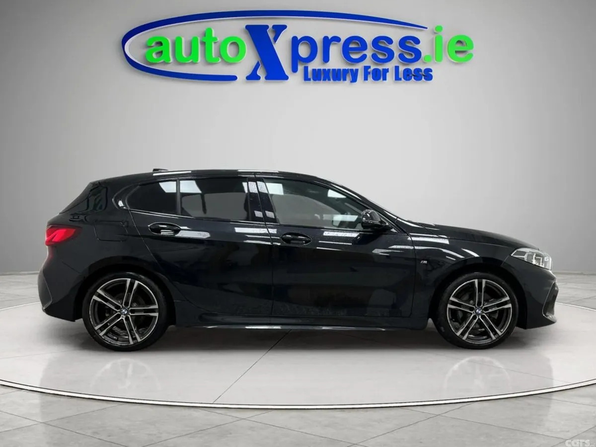 BMW 1-Series Hatchback, Diesel, 2021, Black