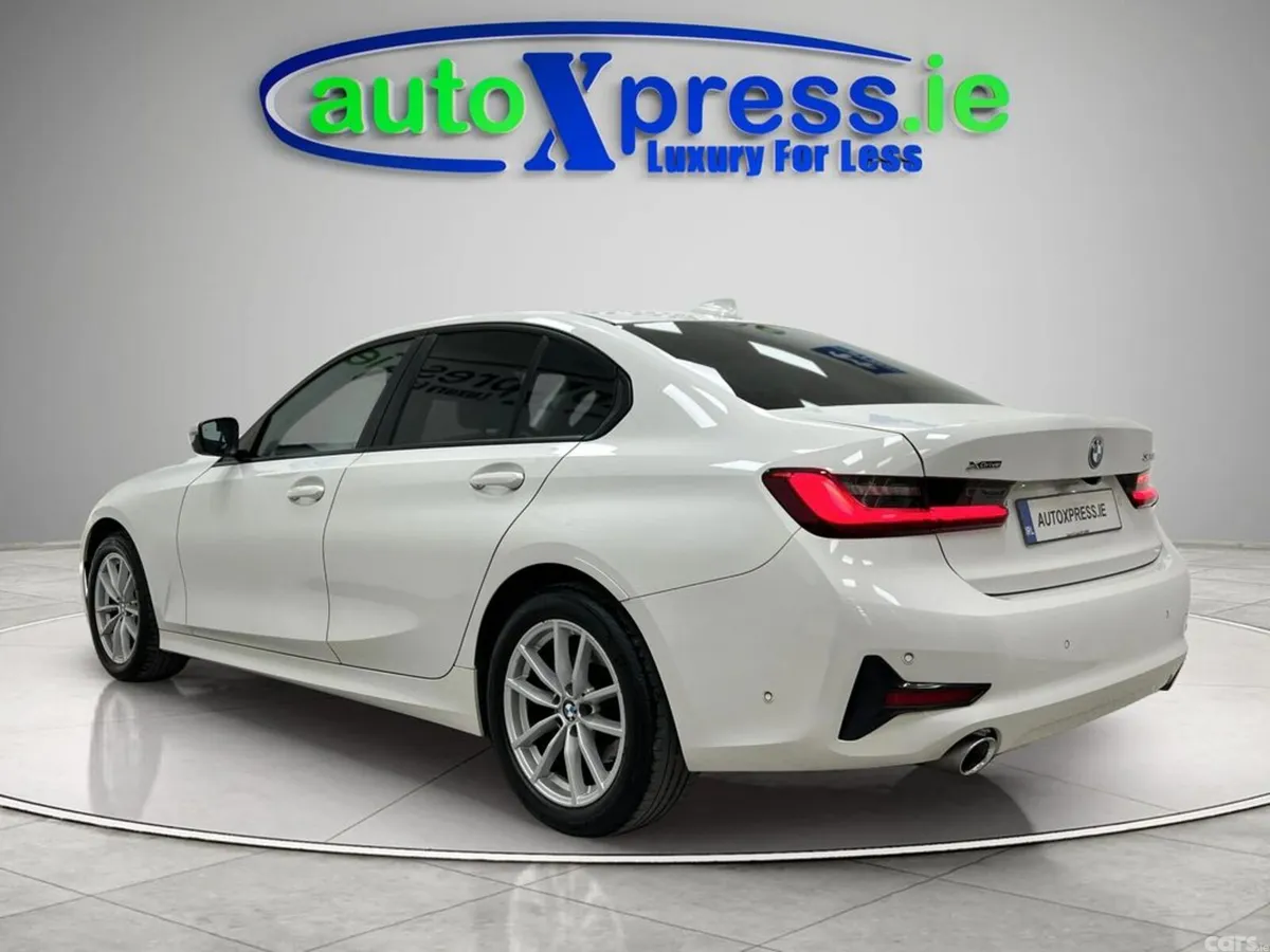 BMW 3-Series Saloon, Diesel, 2019, White