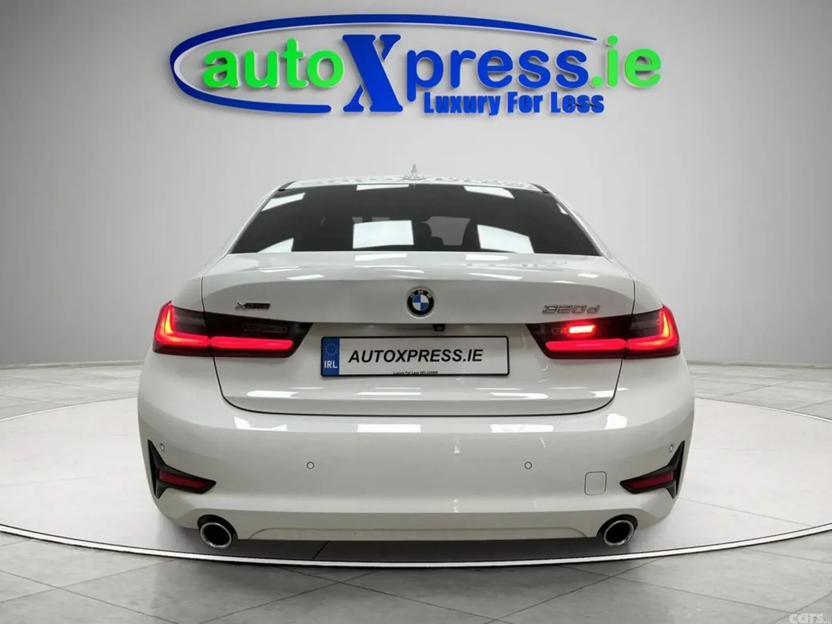 BMW 3-Series Saloon, Diesel, 2019, White