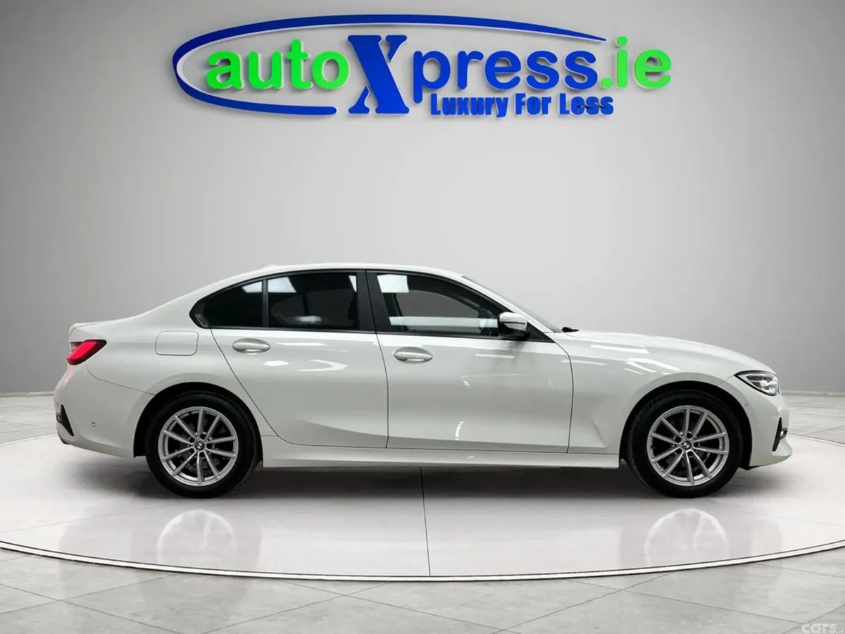 BMW 3-Series Saloon, Diesel, 2019, White