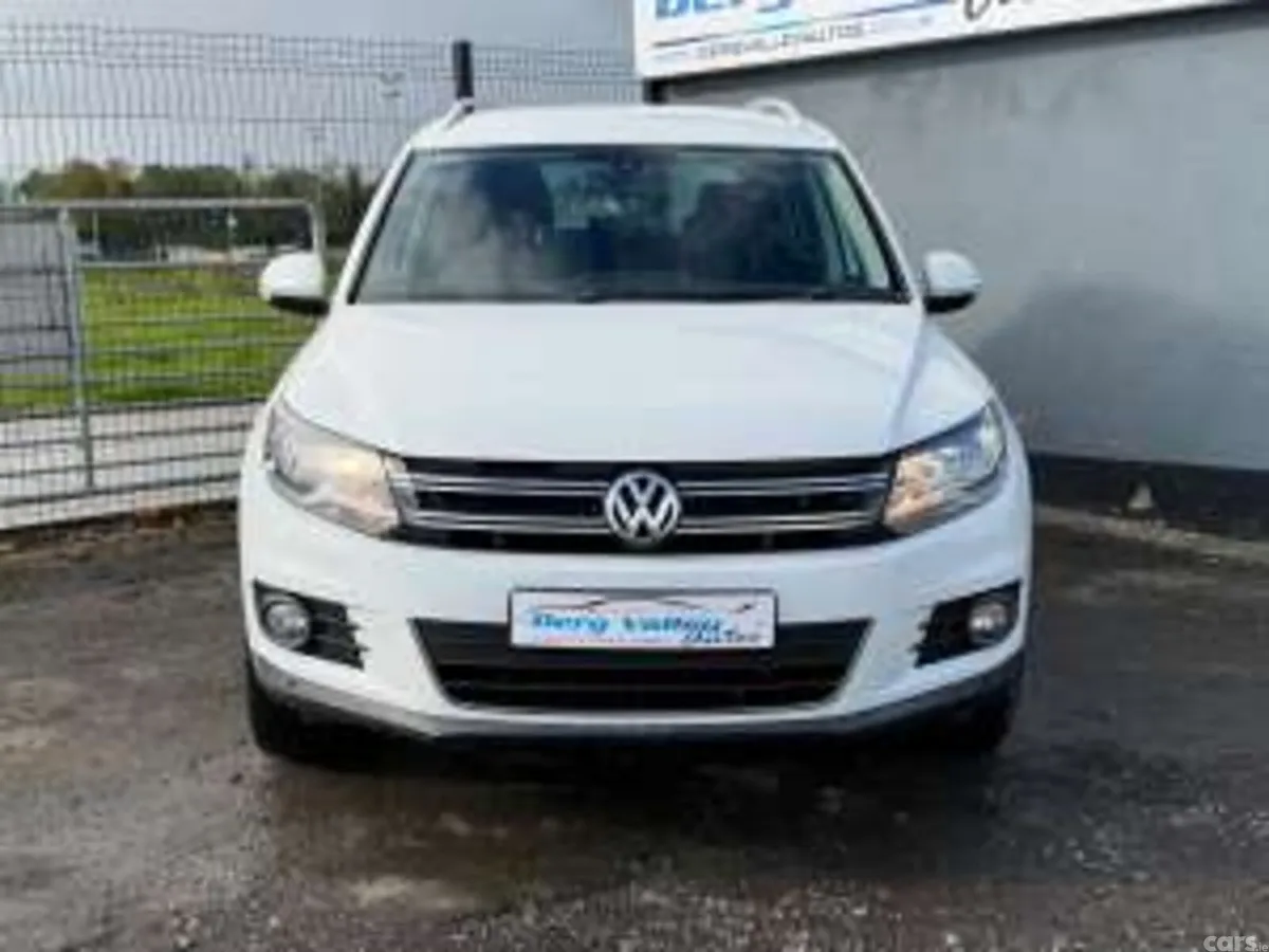 Volkswagen Tiguan SUV, Diesel, 2015, White
