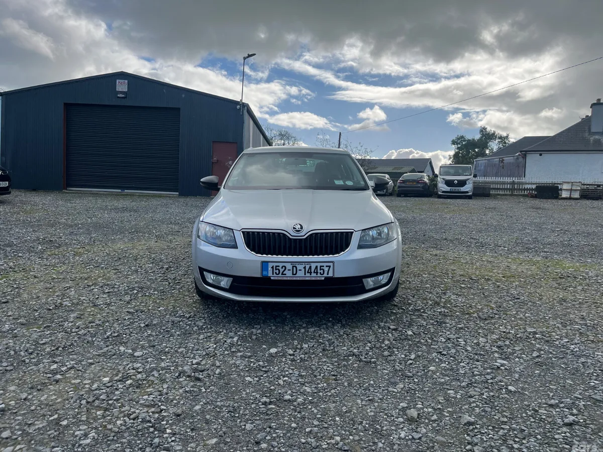 Skoda Octavia Saloon, Diesel, 2015, Silver