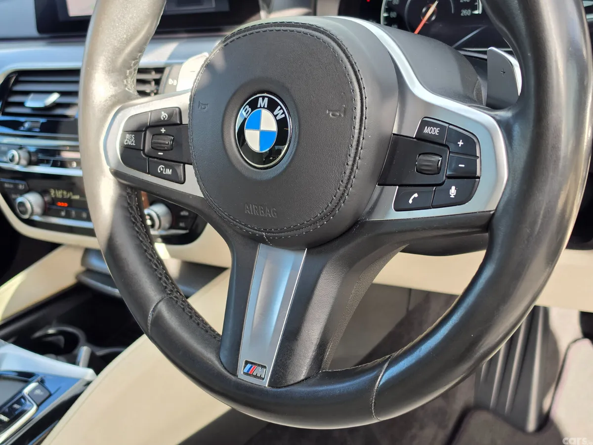 BMW 5-Series Saloon, Petrol Plug-in Hybrid, 2018, Black