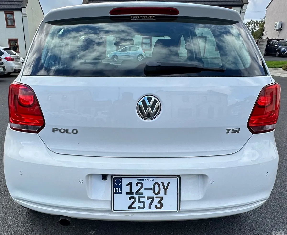 Volkswagen Polo Hatchback, Petrol, 2012, White