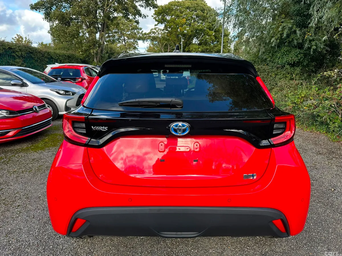 Toyota Yaris Hatchback, Petrol Hybrid, 2021, Red