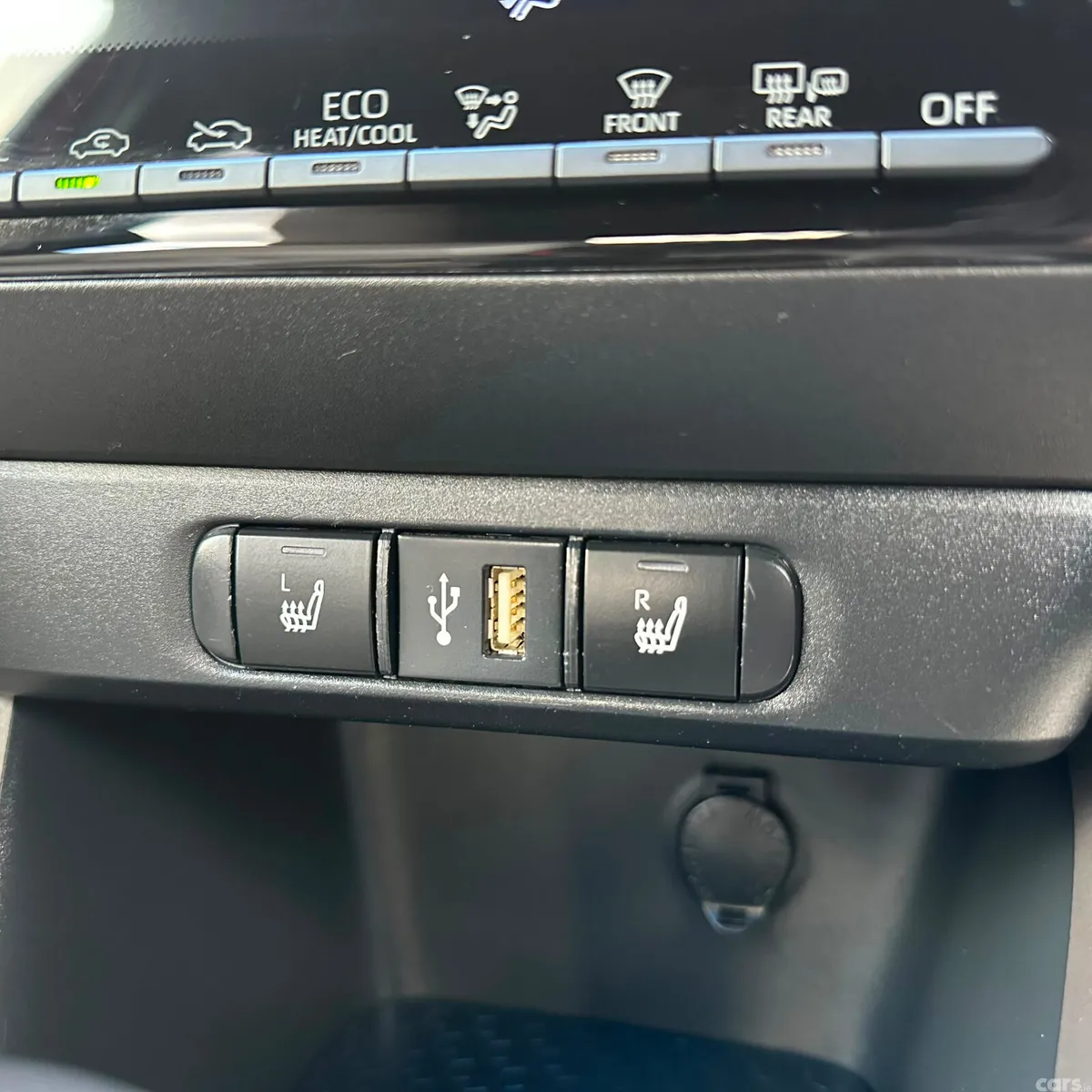Toyota Yaris Hatchback, Petrol Hybrid, 2021, Red