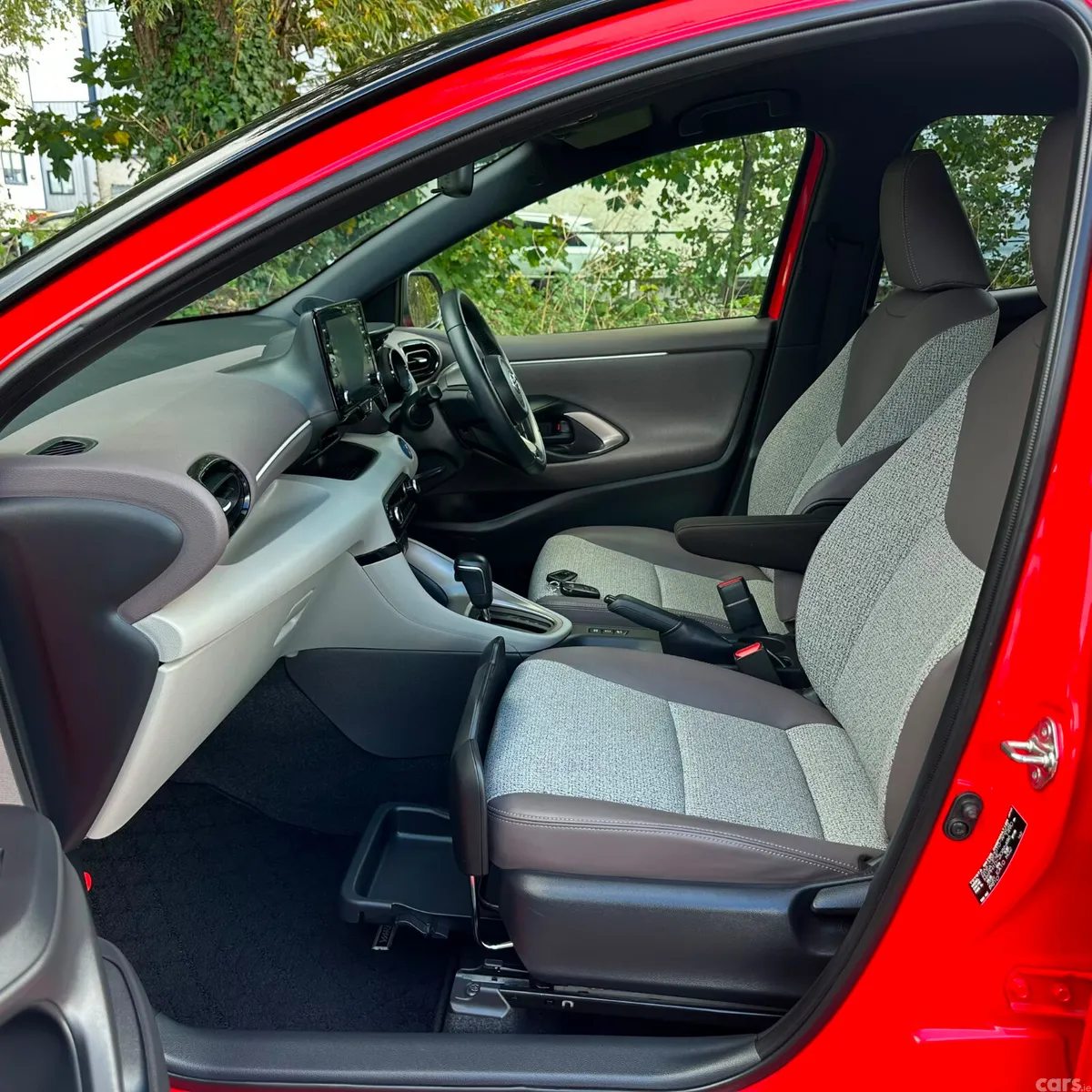 Toyota Yaris Hatchback, Petrol Hybrid, 2021, Red