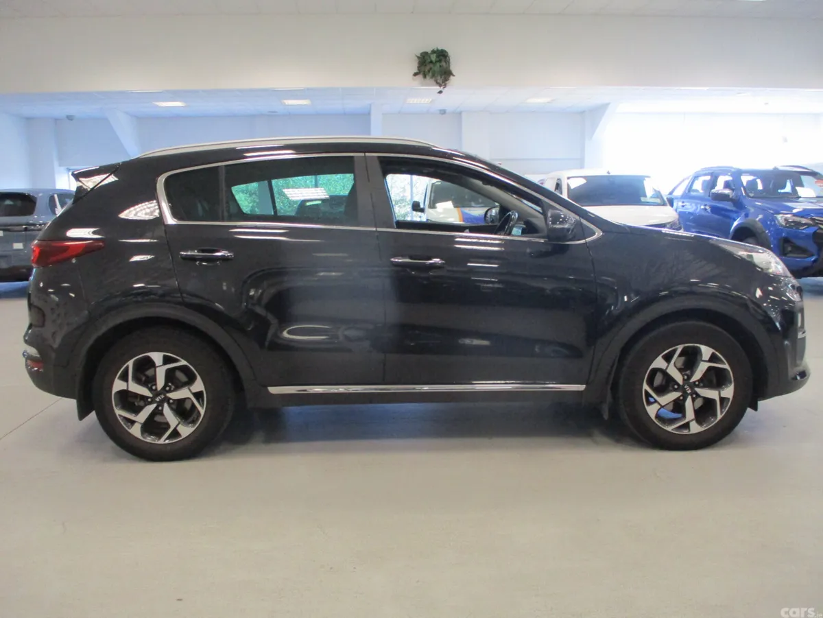 Kia Sportage SUV, Diesel Hybrid, 2021, Black