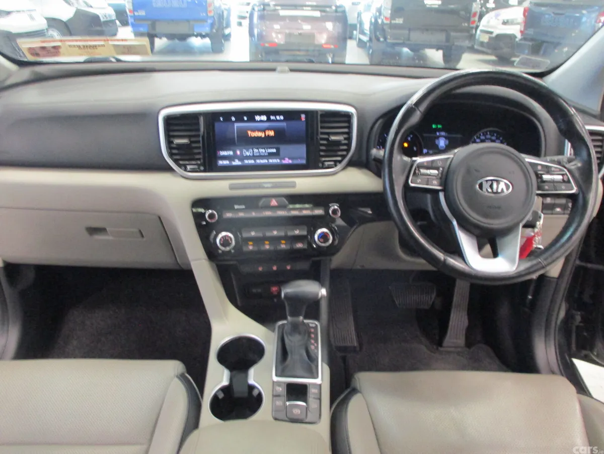 Kia Sportage SUV, Diesel Hybrid, 2021, Black