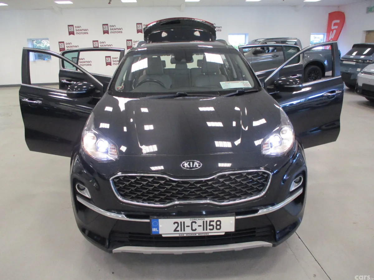 Kia Sportage SUV, Diesel Hybrid, 2021, Black