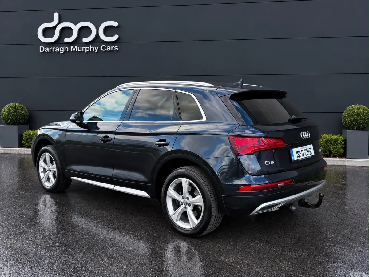 Audi Q5 SUV, Diesel, 2019, Blue