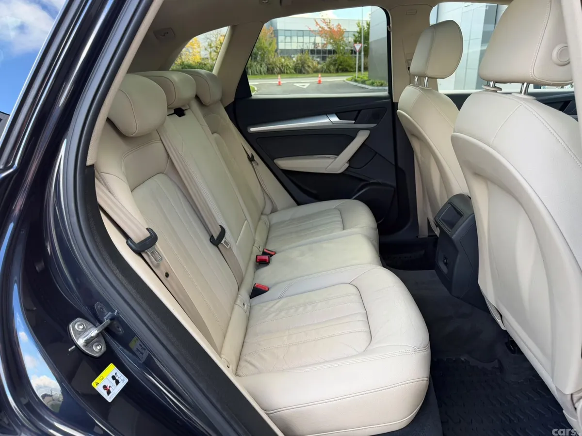 Audi Q5 SUV, Diesel, 2019, Blue