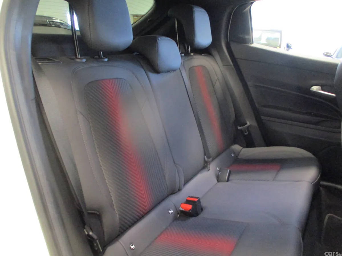 Alfa Romeo Junior SUV, Electric, 2025, White