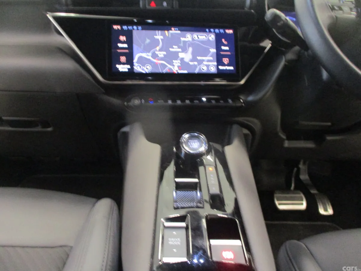 Alfa Romeo Junior SUV, Electric, 2025, White