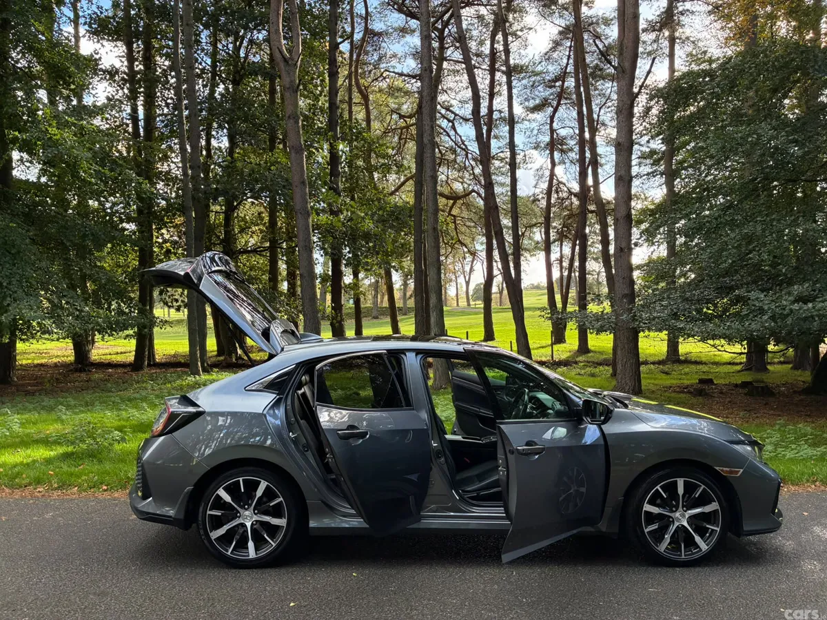 Honda Civic Hatchback, Diesel, 2018, Grey