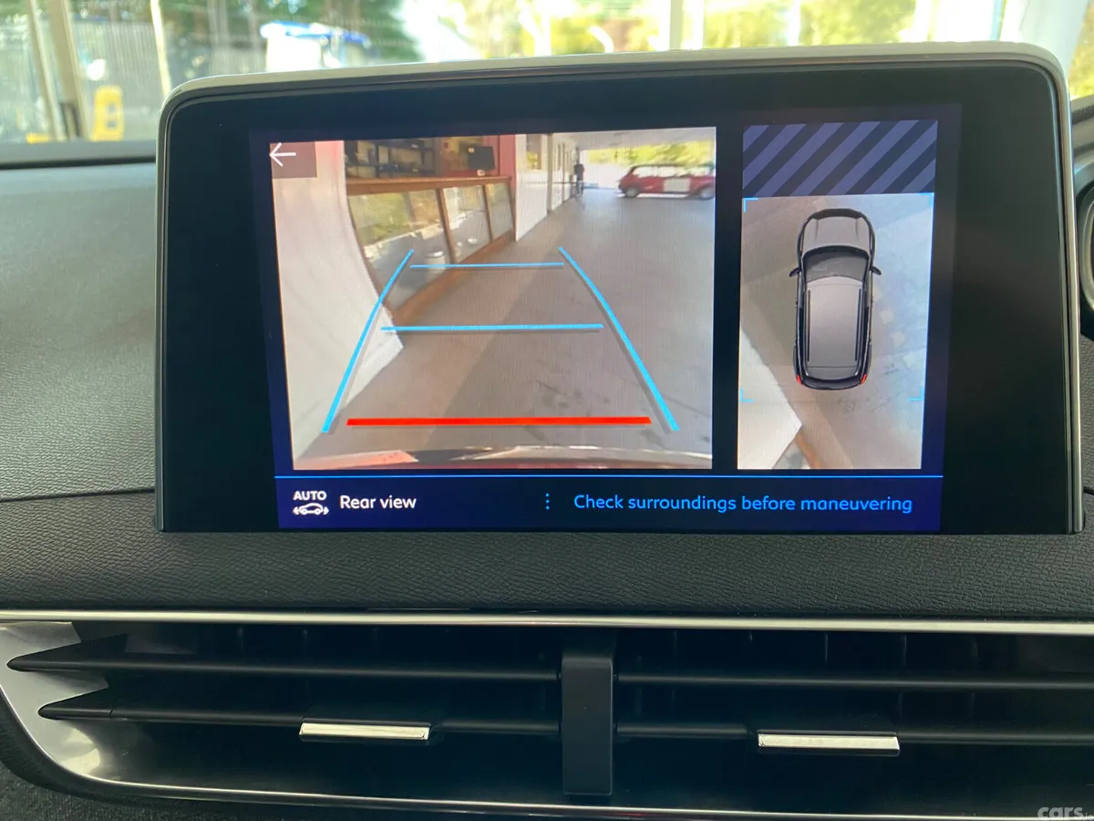 Peugeot 3008 MPV, Petrol, 2019, Red