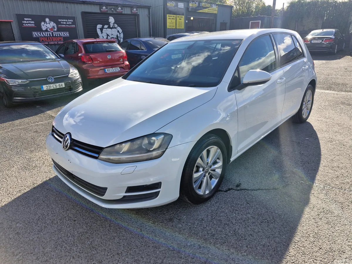 Volkswagen Golf Hatchback, Petrol, 2014, White