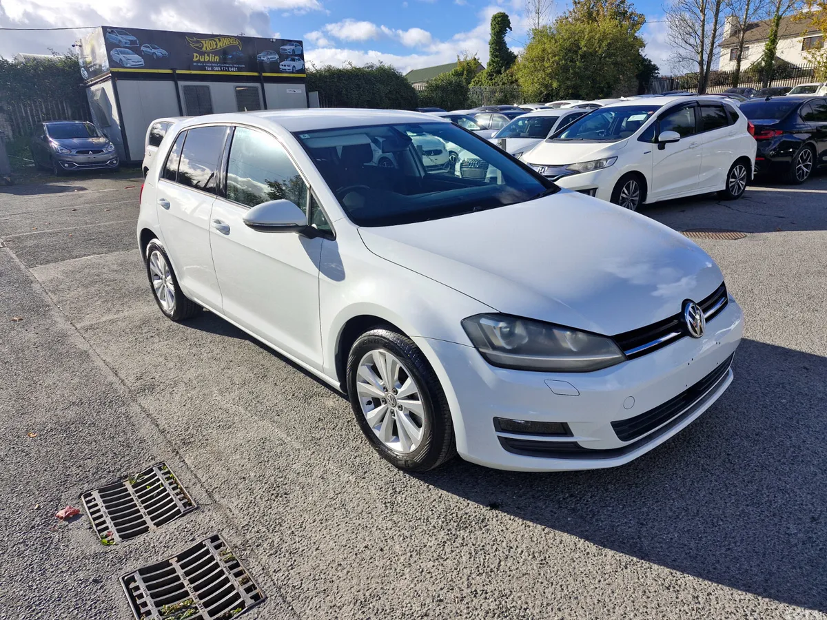 Volkswagen Golf Hatchback, Petrol, 2014, White