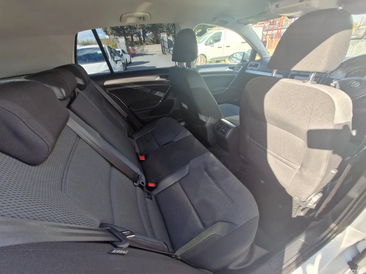 Volkswagen Golf Hatchback, Petrol, 2014, White