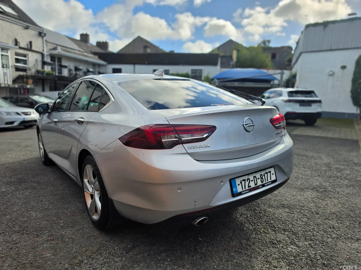 Opel Insignia Hatchback, Diesel, 2017, Grey