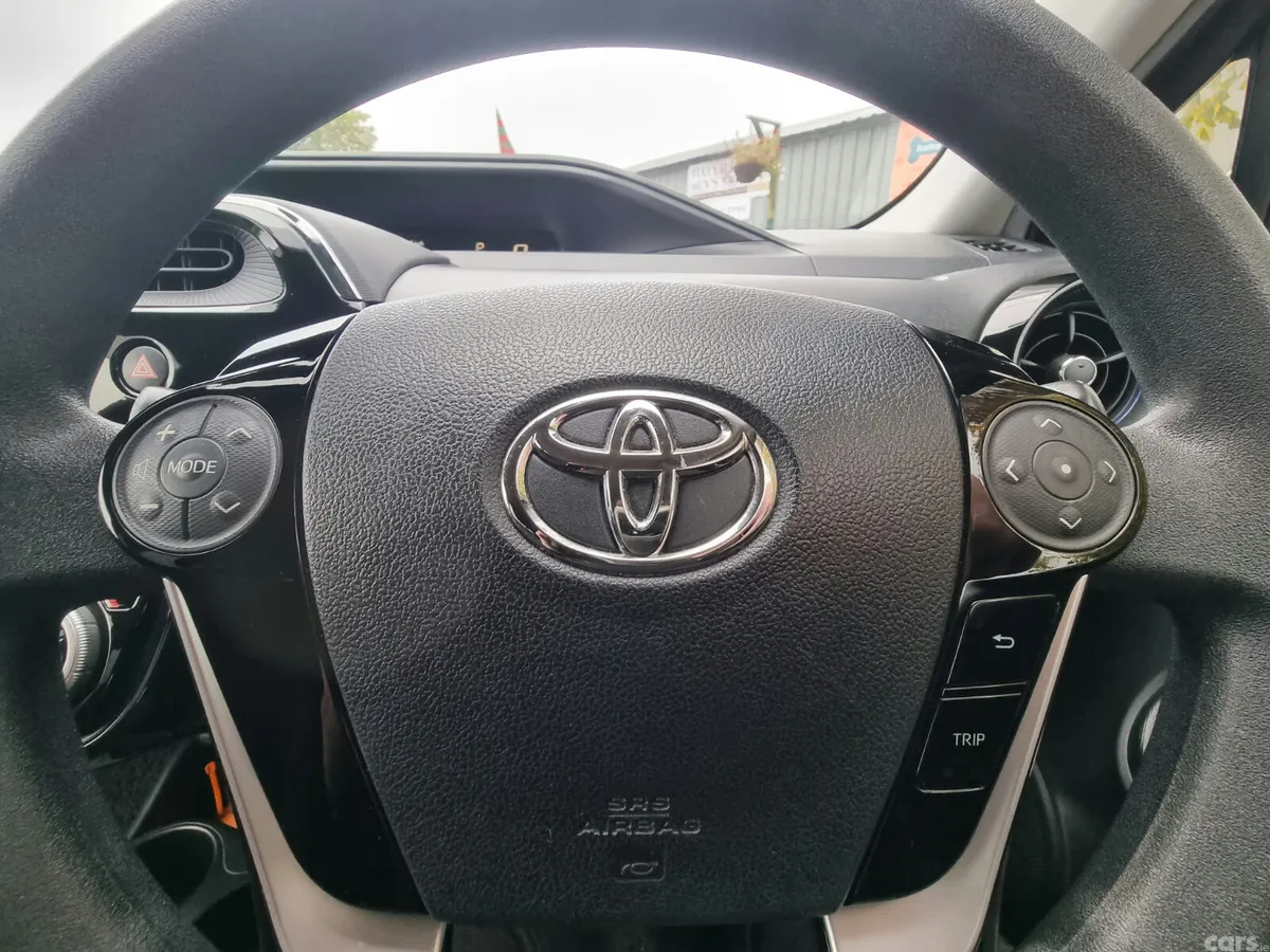 Toyota Aqua Hatchback, Petrol Hybrid, 2018, Black