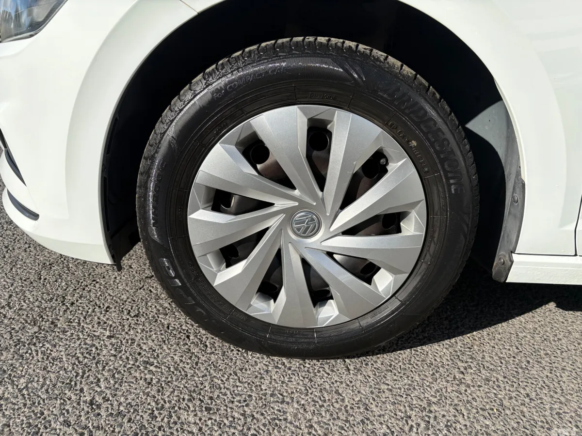 Volkswagen Polo Hatchback, Petrol, 2018, White