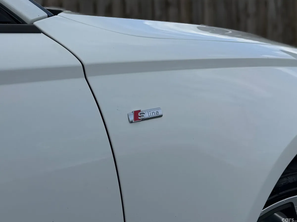 Audi A6 Saloon, Diesel, 2016, White