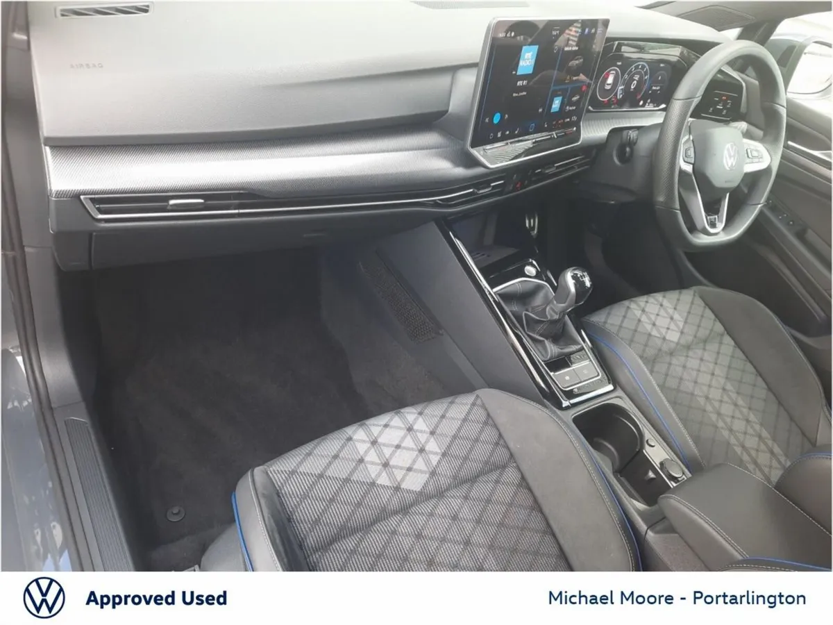 Volkswagen Golf Estate, Petrol, 2026, Grey