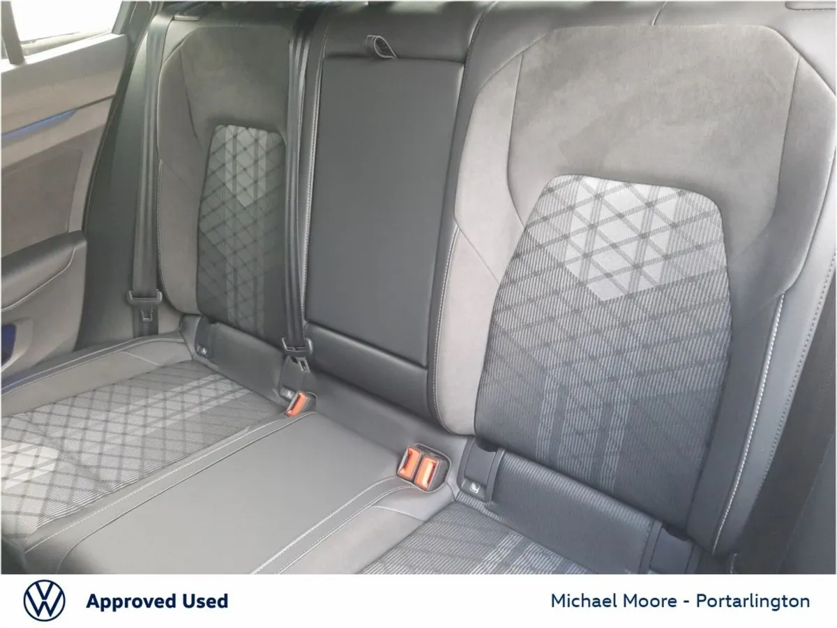 Volkswagen Golf Estate, Petrol, 2026, Grey