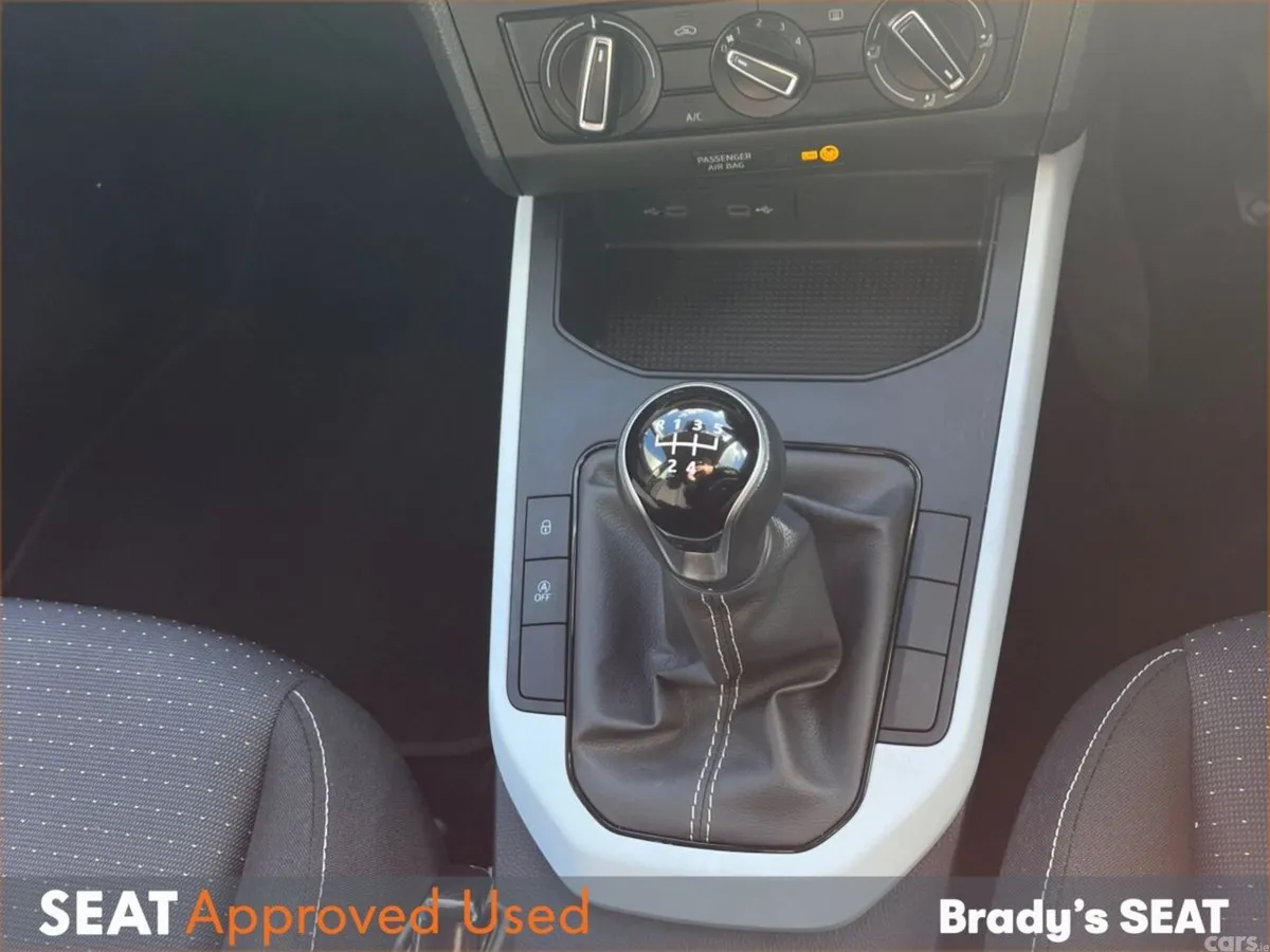 SEAT Arona SUV, Petrol, 2023, Grey